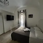 G House 100