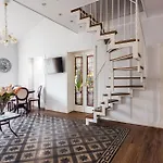 La Perla Del Duomo Apartments By Wonderful Italy