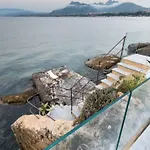 Design House With Pool & Direct Access To The Sea