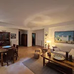 Villa Del Carrubo A Due Passi Dal Mare Di Cefalu