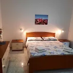 Ai Monachelli
