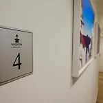 Maqueda - Room & Suite