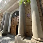 Regal Riggio Apartment