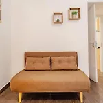 Charming Nest In The Heart Of The City