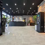 Gangneung Gyeongpodae Hotel Cube