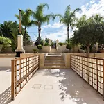 Flat Near The Sea With Air Conditioning And Patio