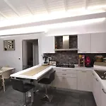 Holiday Home With Private Pool, Solarino