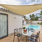 Elegant Property Located In Trappeto