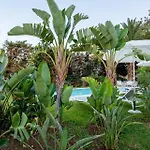 Appartamento In Villa Con Giardino - Numeroquattro