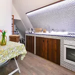 3 Bedroom Lovely Home In Trecastagni