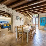 Villa Antica Aia Con Piscina