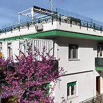 Addaura Luxury House