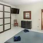 Cozy Apartment In Santa Venerina With Outdoor Swimming Pool