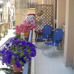Marconi E Garibaldi 76 Apartment