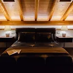 Palazzo Fiammingo Rooms