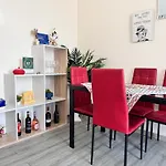 Kam Deluxe Private Home & Rooms Vacancy