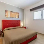 Spacious Apartment With Sea View In Punta Secca