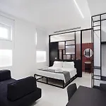 Nostos Rooms & Apartments