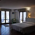 Villa Giusy 2 Appartamenti Indipendenti A Locazione Turistica Breve -G&P Holiday Home
