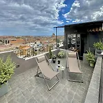 Design Apartment With Amazing View Over Catania