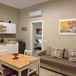 Central Balcony & Terrace Apartments Near Attractions