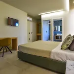 5 Bedroom Nice Home In Trappeto