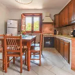 3 Bedroom Pet Friendly Home In Santa Venerina