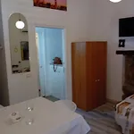 Papireto House