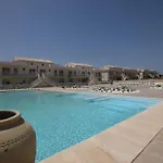 Marea- Casa Vacanze Con Piscina E Giardino Privato