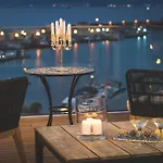 Upper - Boutique Hotel