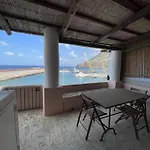 Casa Agave, Sul Porto Di Malfa - Salina