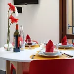 Paradiso Holiday Home