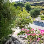 Sealight Villa Lipari - Vista E Piscina