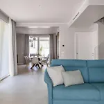 Brand New Villa With Private Heated Pool