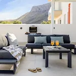 Brand New Villa With Private Heated Pool