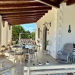 Villa Suq With Pool, Parking & Wifi