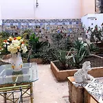 Ballaro Room