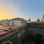 Allure Palace