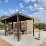 Villa Carrubbu
