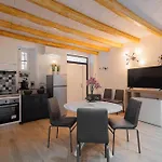 Maqueda Luxury Suite & Home