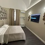 Delucahome