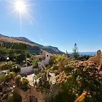 Equipped Villa With Private Pool And Panoramic Sea Views