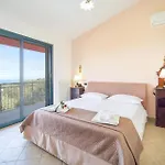 4 Bedroom Awesome Home In Caronia