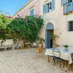 Magnifica Villa Con Un'Atmosfera Mozzafiato E Piscina Privata