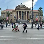 Appartamento Pressi Teatro Massimo