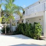 Amurusu Residence