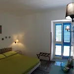Casa Vacanza A Casa Di Gio' N 52 Contrada Mezzacampa Localita Messina