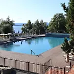 Il Pampaleone Glamping And Resort