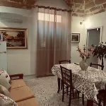 Giovanna Home