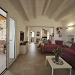 Chalet Tango